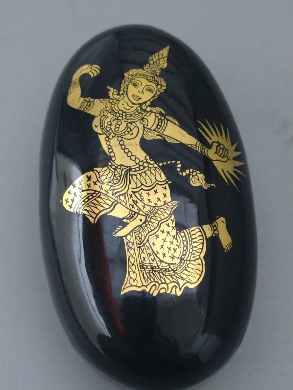 VTG Thai Black Lacquer Trinket Box Gold Dancer Engraving Oval Jewelry Keepsake